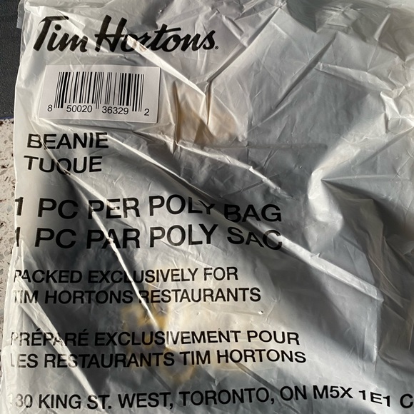 Timbiebs BNWT Limited Edition Beanie/ Tuque - Picture 4 of 4